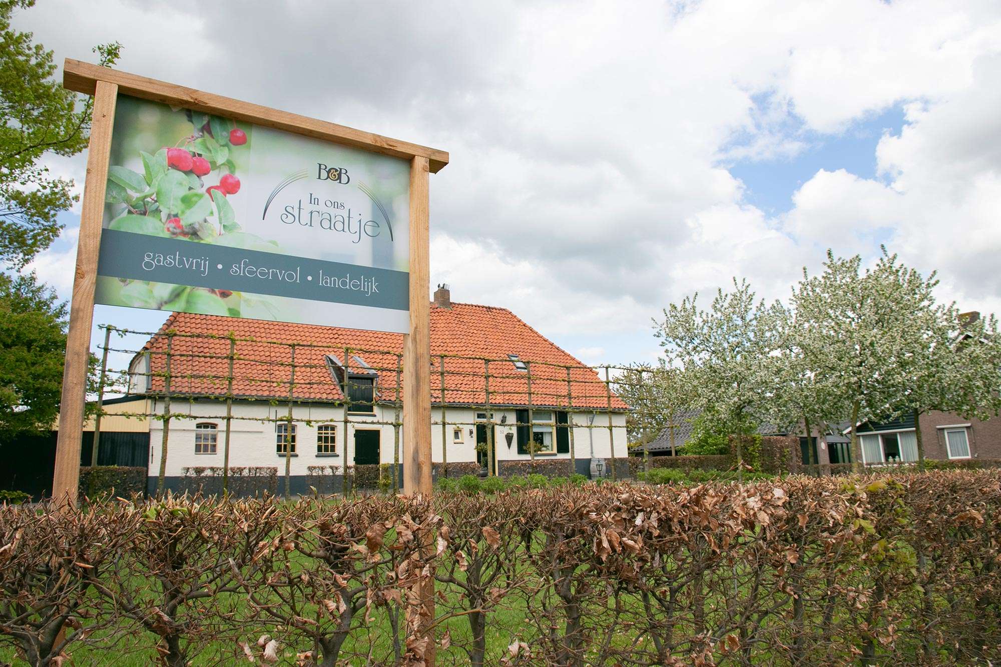 Boerderij - voorkant | Bed and Breakfast In ons Straatje, Kruisstraat Rosmalen - Noord-Brabant