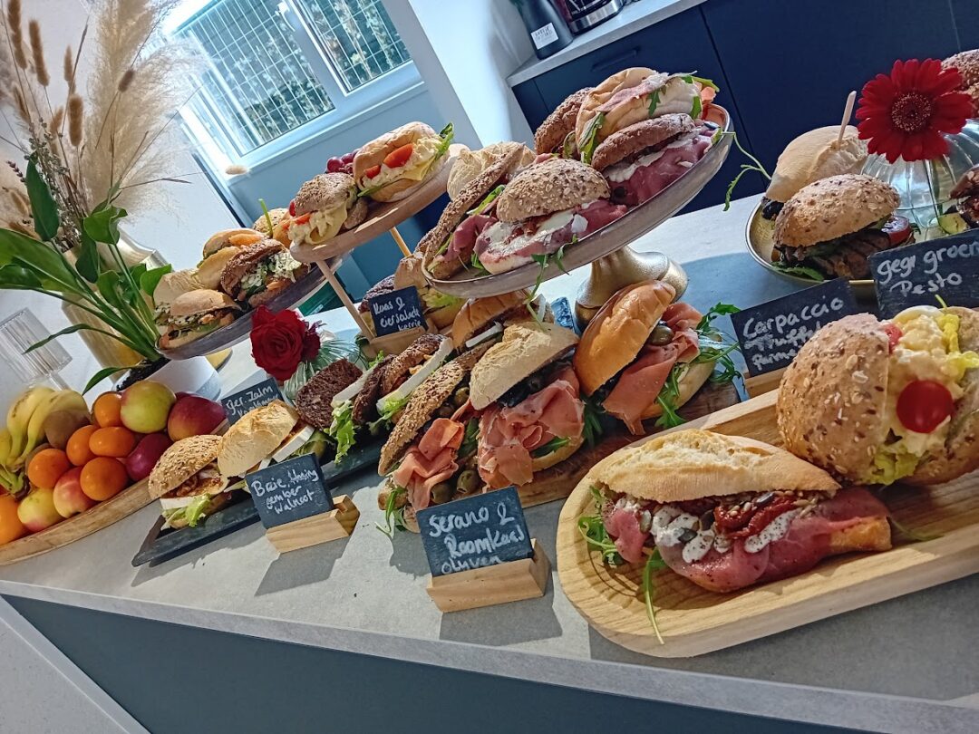 foto lunch vergaderen (2)